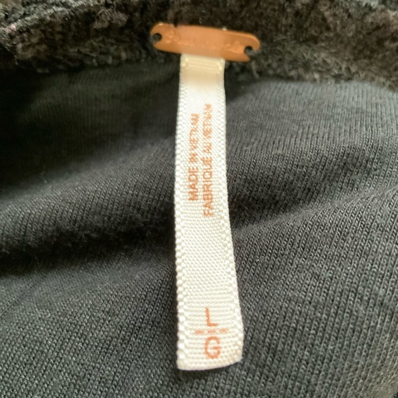 FREE PEOPLE Black Knit Cap sleeve Sheath Dress With Ruffle Flounce Hem size L - Picture 9 of 12